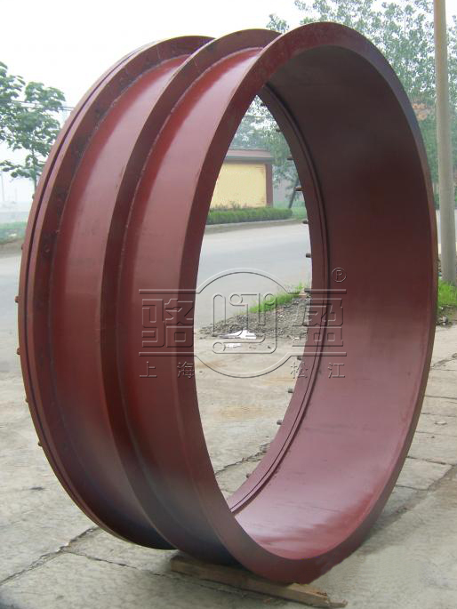 大型<a href=http://www.m.syxryy.com target=_blank class=infotextkey>防水套管</a>